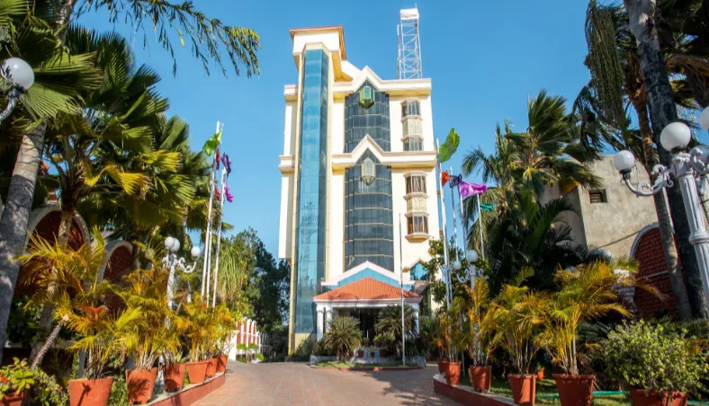 Hotel Singaar International